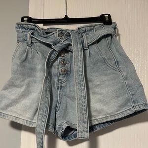 American eagle shorts size 00
